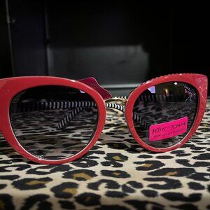 NWT BETSEY JOHNSON SUNGLASSES Red Black And White Stripe pool